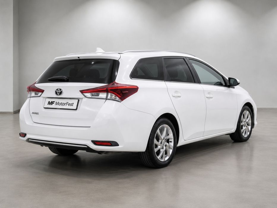 Toyota Auris SW 2018 1.4 D-4D Comfort+Pack Sport foto 3