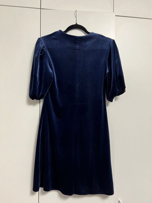 Елегантне синє оксамитове плаття