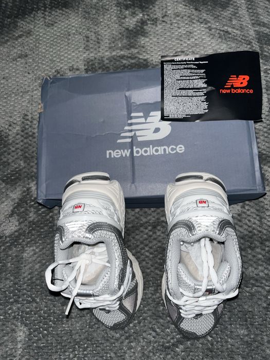 New Balance 1906R White Silver Metallic 39.5