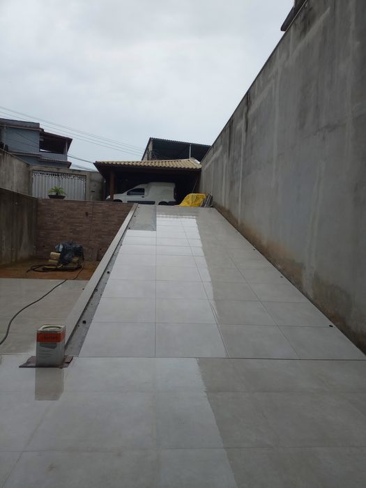 Construction and Renovations507624948845127682