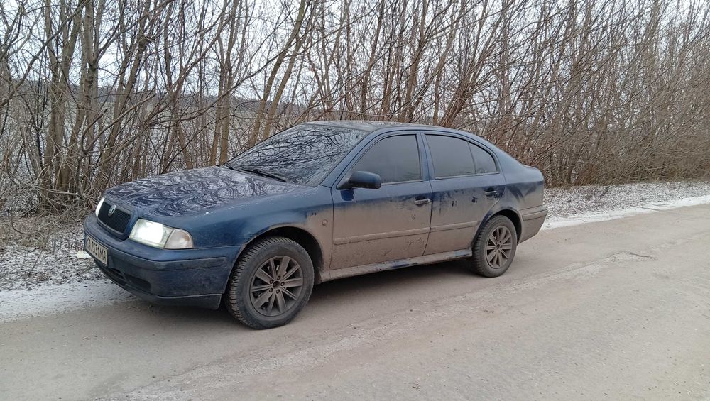 Продам шкоду 1998 ,1, 8