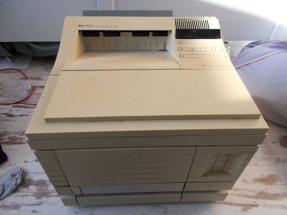 Legendarna Drukarka HP LaserJet 4 plus + duplekser!