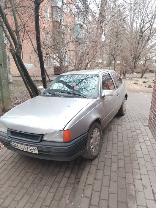 Продам машину Опель кадет