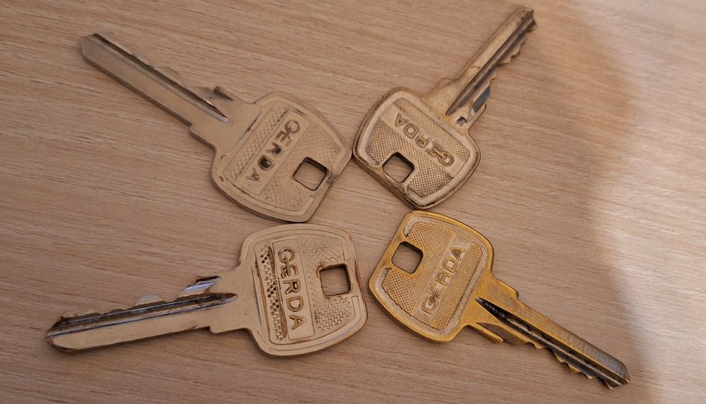 drzwi wewnętrzne drewniane 84x200