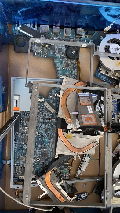 Laptop Apple A1151 A1181 na części