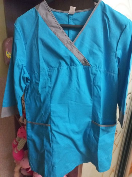 Одяг медичний халат костюм