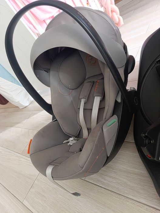 Cadeira isofix carro com ovo