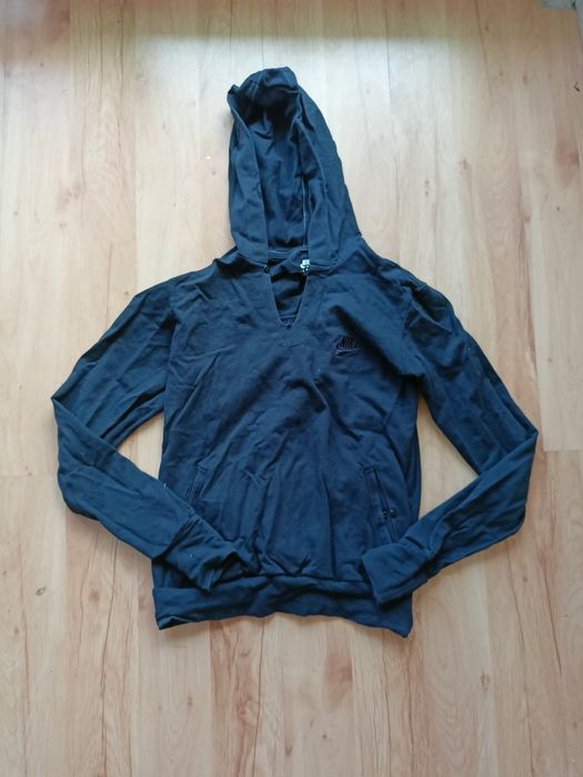 Bluza Nike czarna z kapturem, stan dobry, rozmiar s