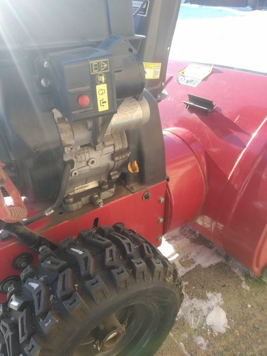 Odśnieżarka spalinowa z  napędem 6 km i 10 km. WYSYŁKA