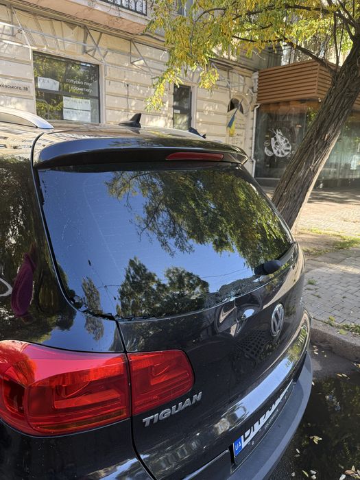 Ляда багажника   VOLKSWAGEN TIGUAN TSI 2.0 / 2011 року
