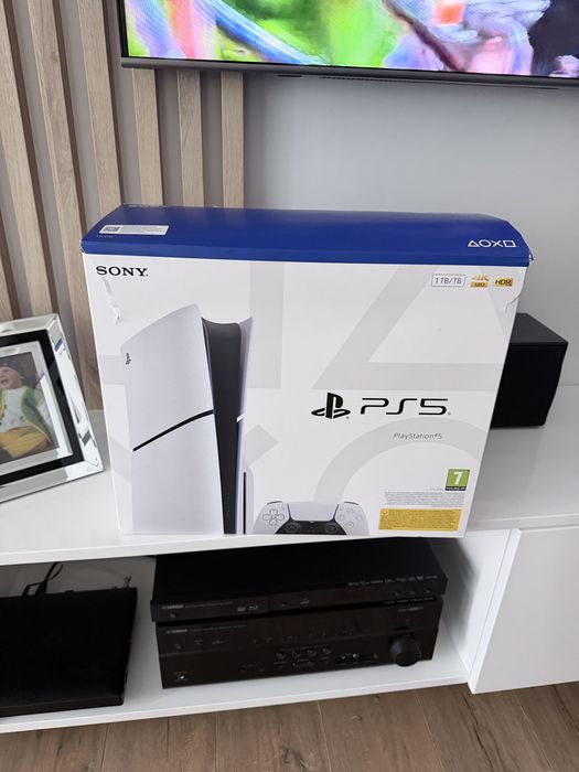 Playstation 5 slim z napedem