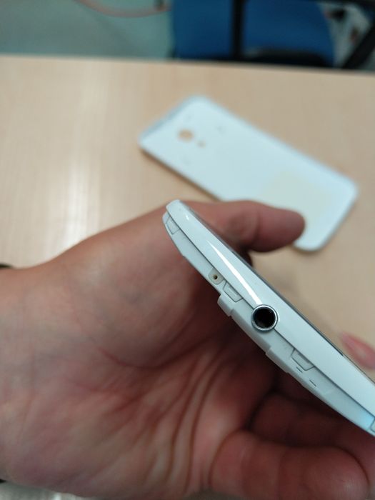 Smartfon Motorola Moto G2 XT1068 8GB DualSIM