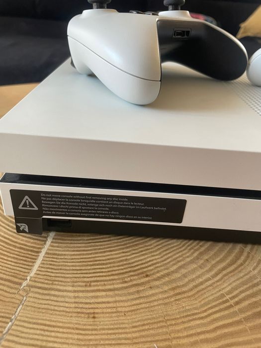 Xbox one s 500 GB