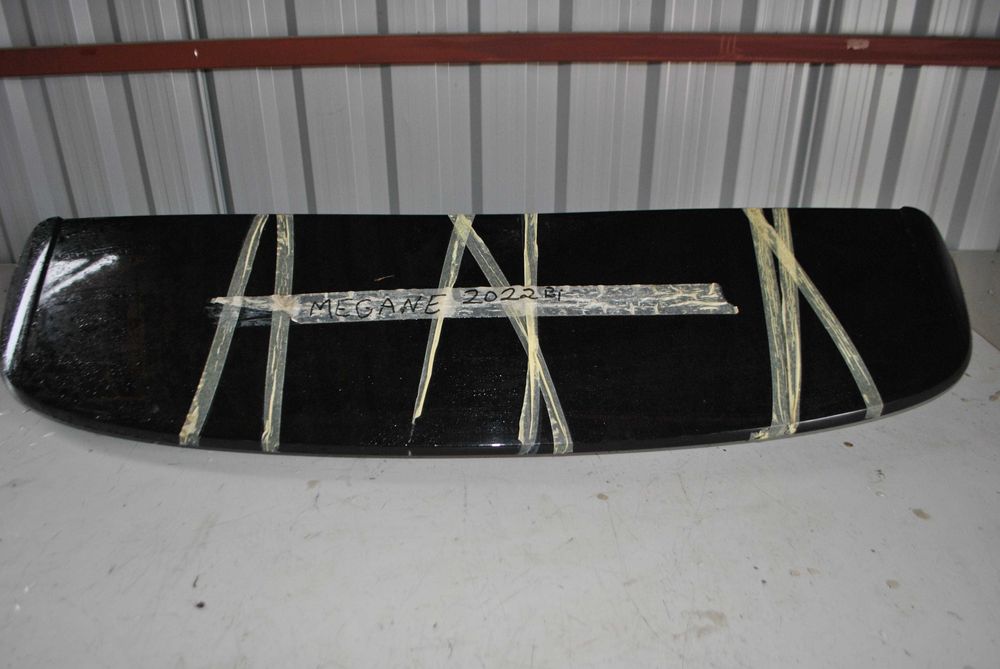 Spojler tylnej klapy Renault Megane IV