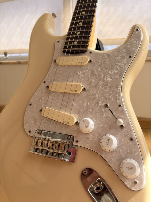 Fender Player 2/II Stratocaster DG20 + FE920 Denim + Strap Tweed + Acessórios