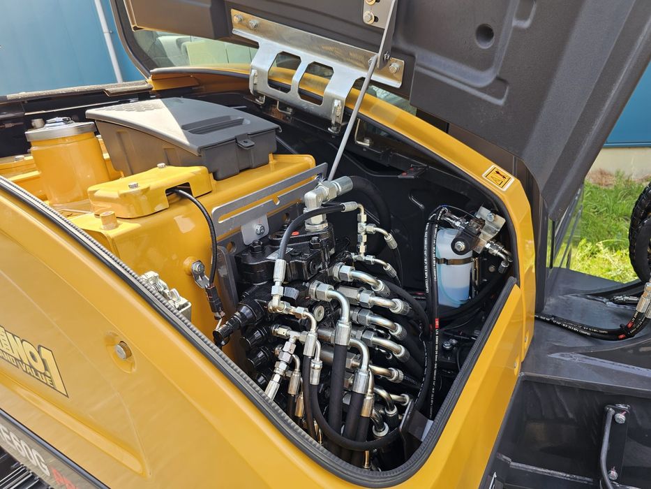Mini escavadora giratória 6T (2026)