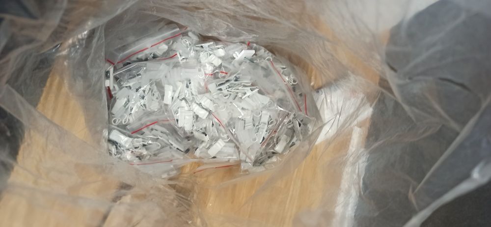 Karnisz, szyna metalowa  płaska podwójna, żabki, Voppi