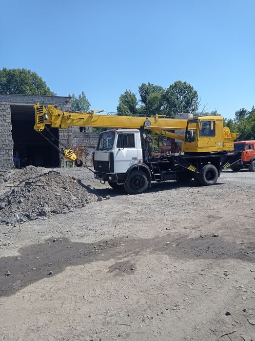 Услуги аренда автокрана МАЗ 16т 21м Каменское Днепропетровский области