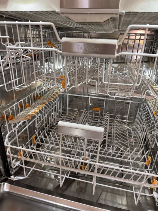 Zmywarka Miele do półzabudowy model G6840 SCi, 6 m-cy gwarancji