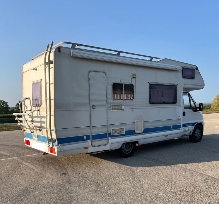 Autocaravana - FIAT DUCATO 2.5D | Elnagh CEMAC Capucine – 7 Lugares | 5 Camas Sempre Feitas | Painel Solar | Toldo | Câmara traseira