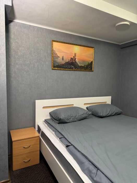 Готель в центрі міста . Бульвар Лесі Украінкі 9