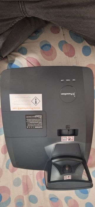 Projetor Ultra Curta Distância Promethean UST-P1 | HDMI 3300 Lúmens