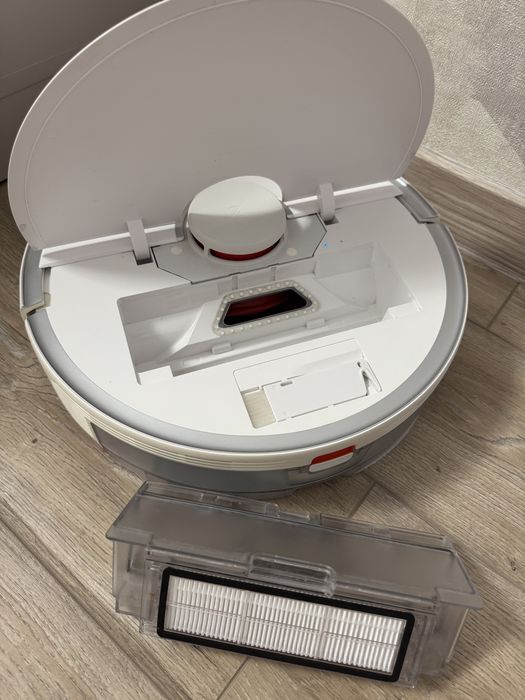 Робот пилосмок Xiaomi Roborock S5 Max White б/у