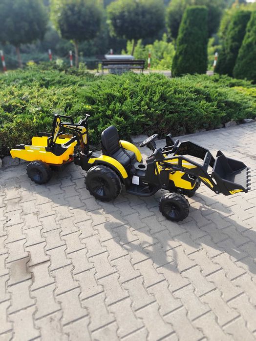 Wielki traktor-koparka na akumulator 24V z przyczepką – 720‑T od 2 lat