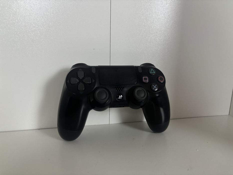 Oryginalny Pad V2 do PS4