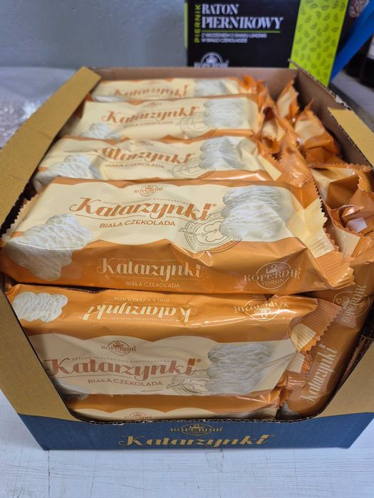 Katrzynki w białej czekoladzie Kopernik - zestaw 32 sztuki