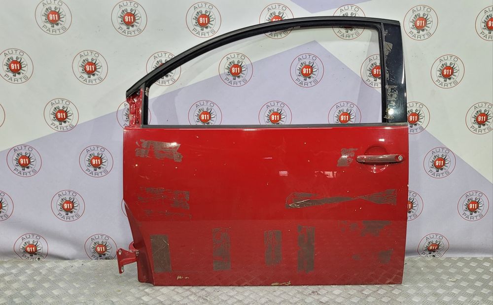 Двері ліві Volkswagen Beetle 1998-2010
