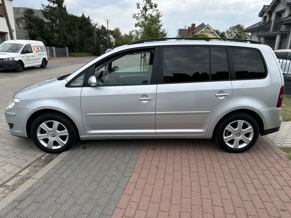 Vw Turan 1,9diesel LIFT 7foteli hak tempomat
