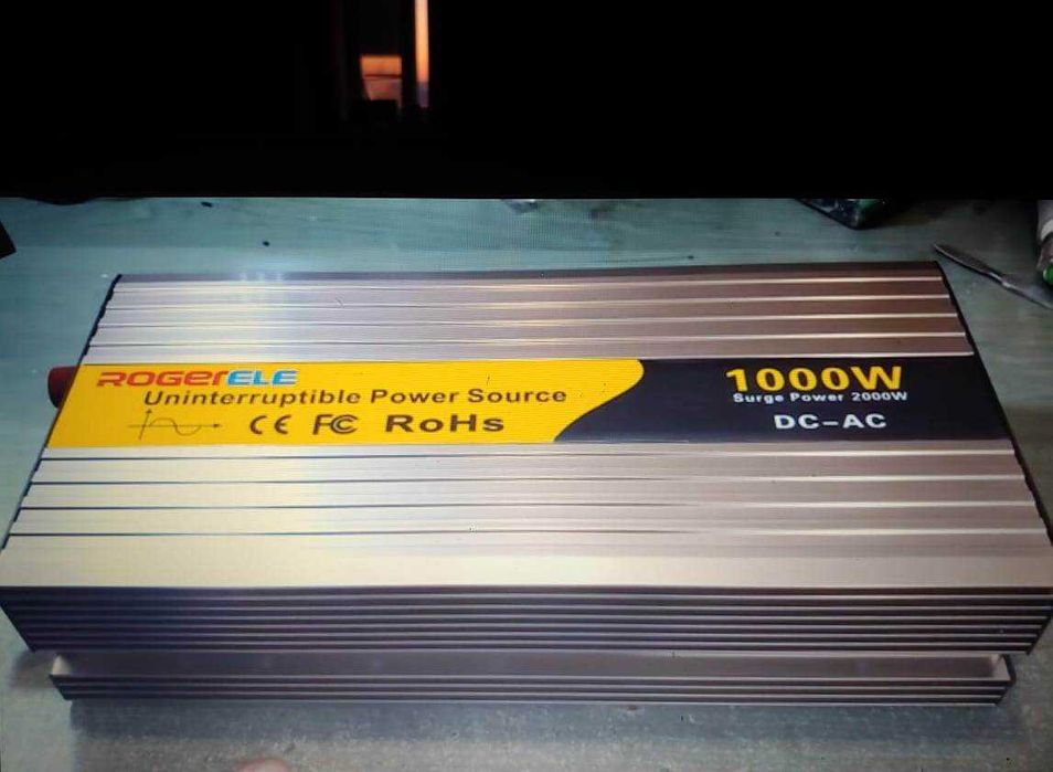 Инвертор Інвертор чиста синусоїда з зарядним Rogerele 1000W/2000W
