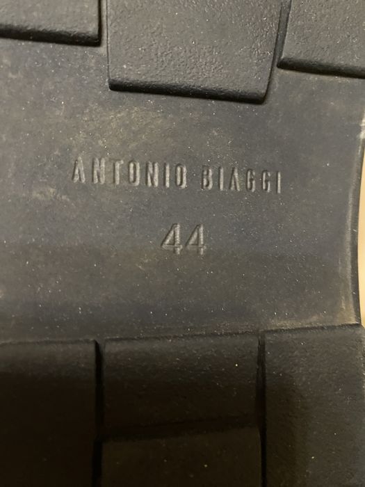 Туфлі чоловічі