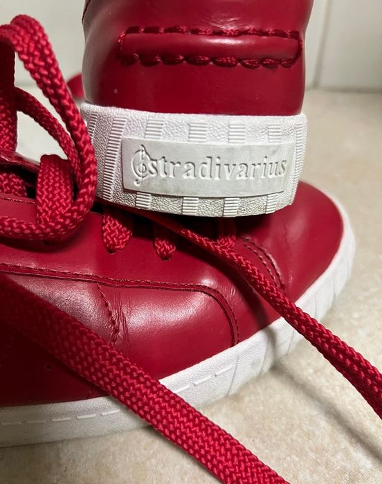 Sapatilhas vermelhas