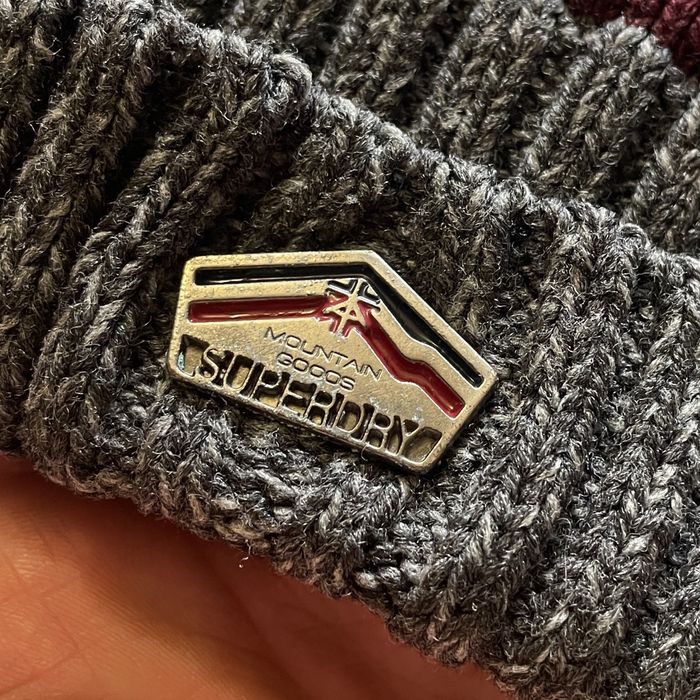 Шапка SuperDry Mountain Goods
