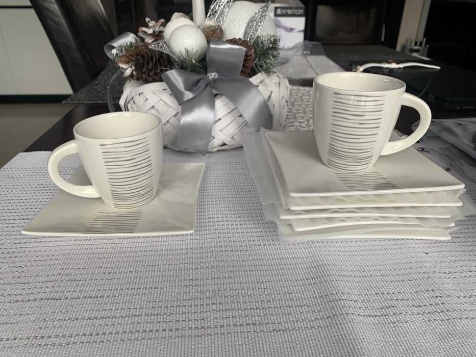Zestaw kawowy, 6 filiżanek, porcelana, NOWY