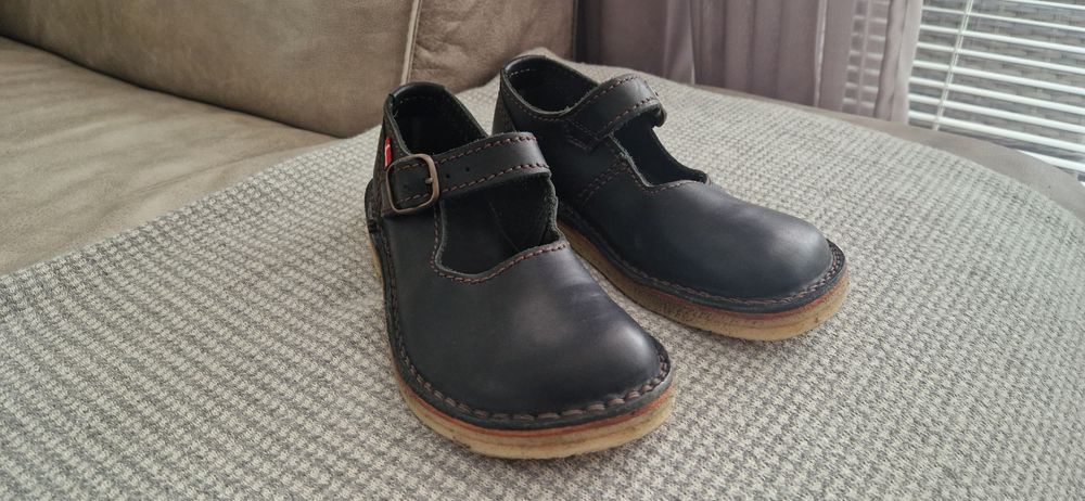 Półbuty buty Duckfeet model Himmerland czarne nowe martens okazja
