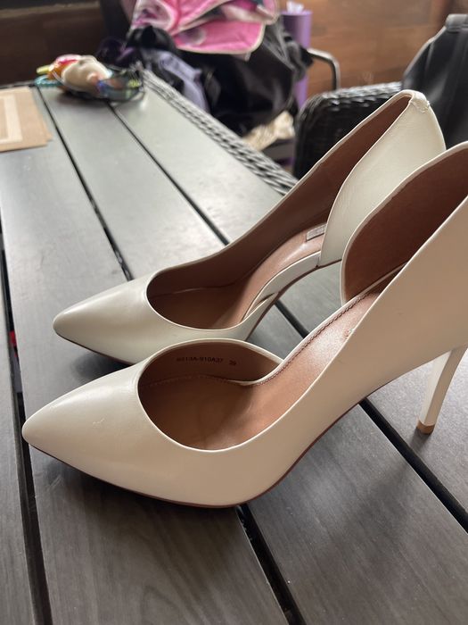 Весільні туфлі білі лодочки / свадебные туфли лодочки белые