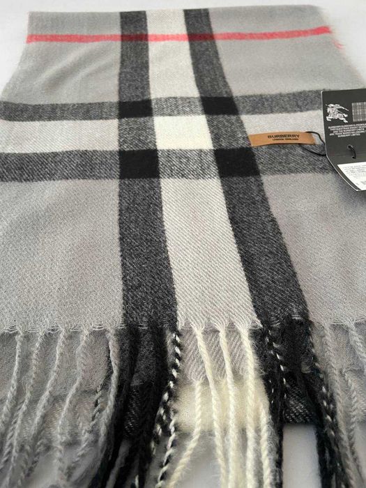 Шарф Burberry в клітинку сірий