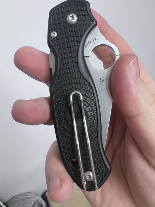Spyderco Para 3 lightweight