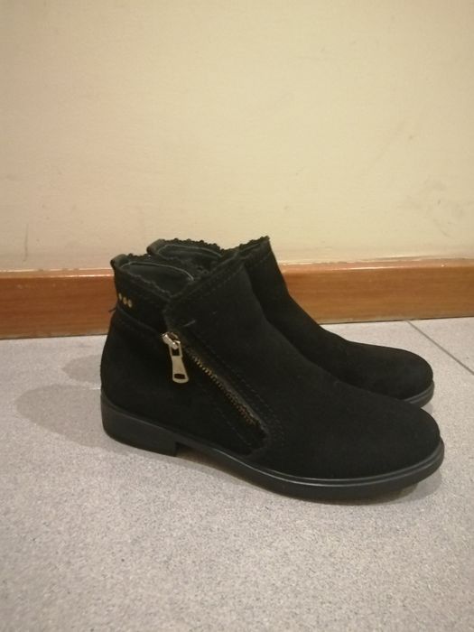 Bota/Botim preto camurça 35