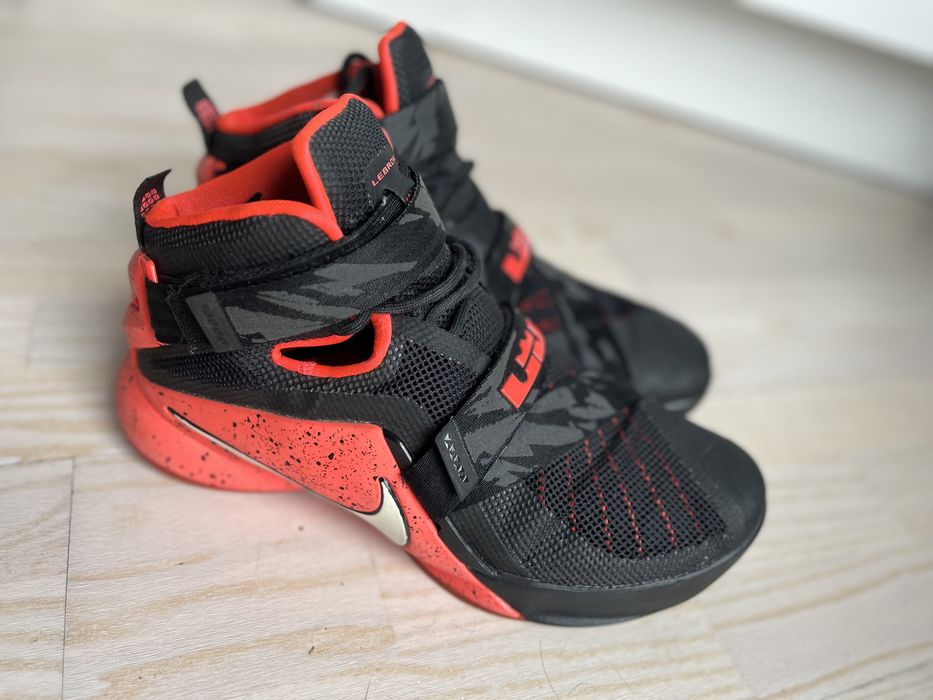 Buty Nike Lebron Soldier 9 IX r. 44 Lebron James Lakers