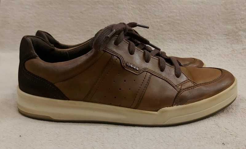 Кросівки    ECCO