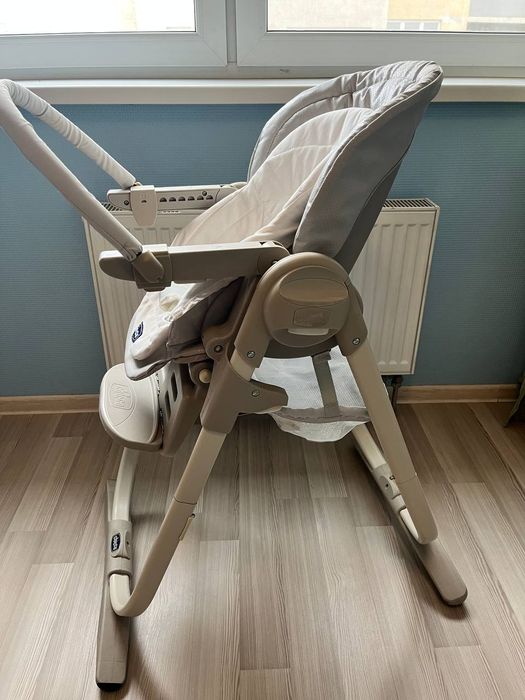 Дитячий стільчик для годування Chicco