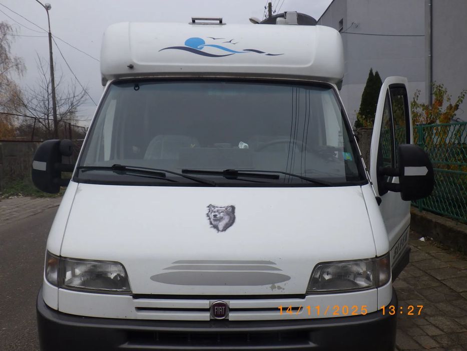 Elnagh Sleek  Kamper Półintegra  2800 Ducato