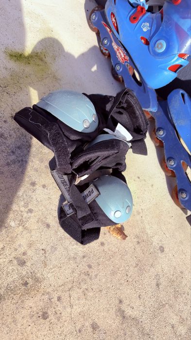 Patins  35, joelharas e cotoveleiras