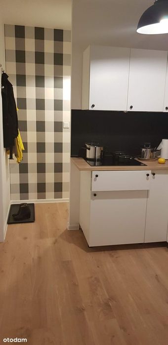 Pokój Do Wynajęcia Od Zaraz – Warszawa, Metro Natolin