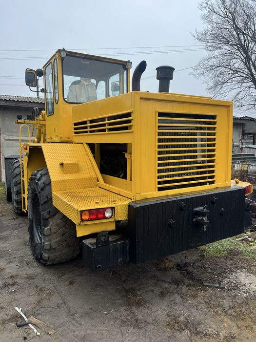 Навнтажувач ковшовий 3.2 м куб