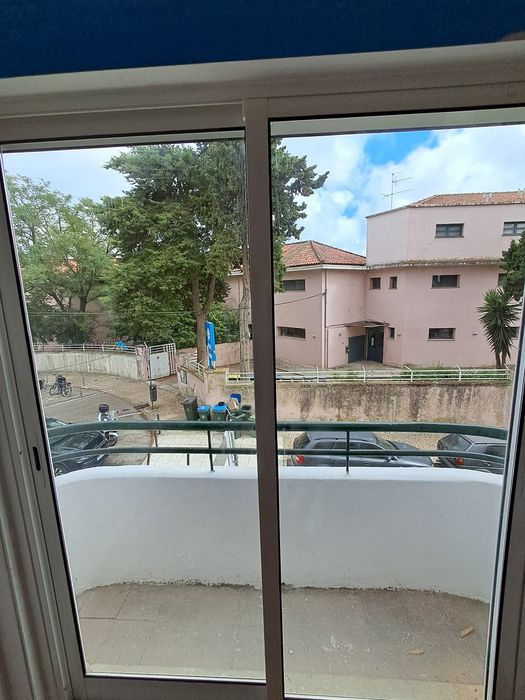 Apartamento T2 no Alto de São João